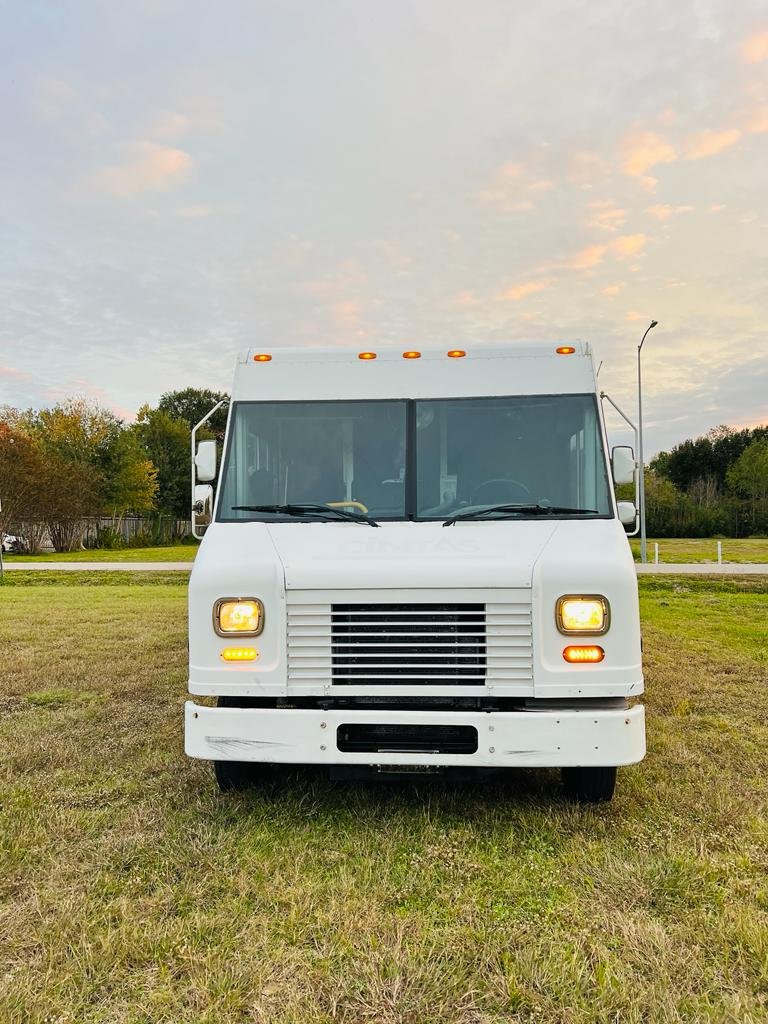 2012 Ford F59